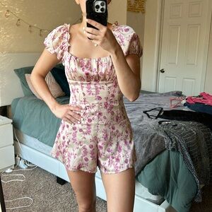 Super cute romper!!